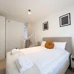 The Fitz Central Apartment